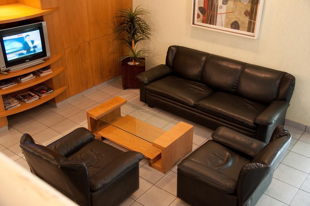Hotel Linhatur Linhares Extérieur photo