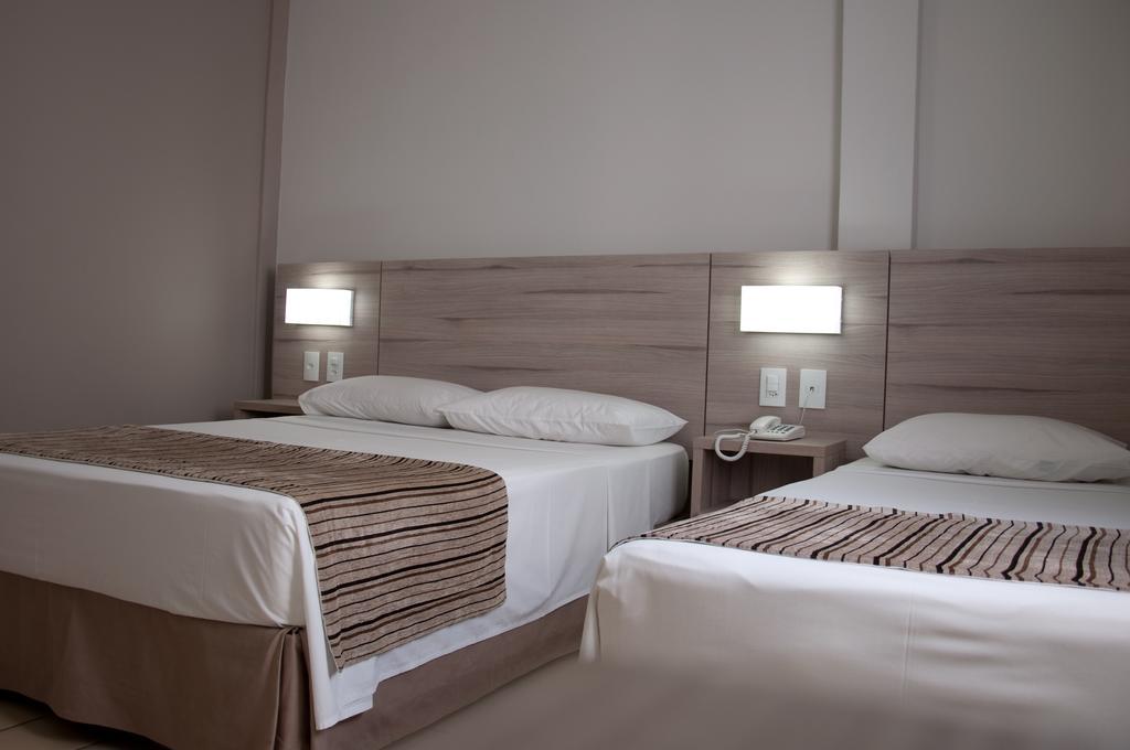 Hotel Linhatur Linhares Extérieur photo